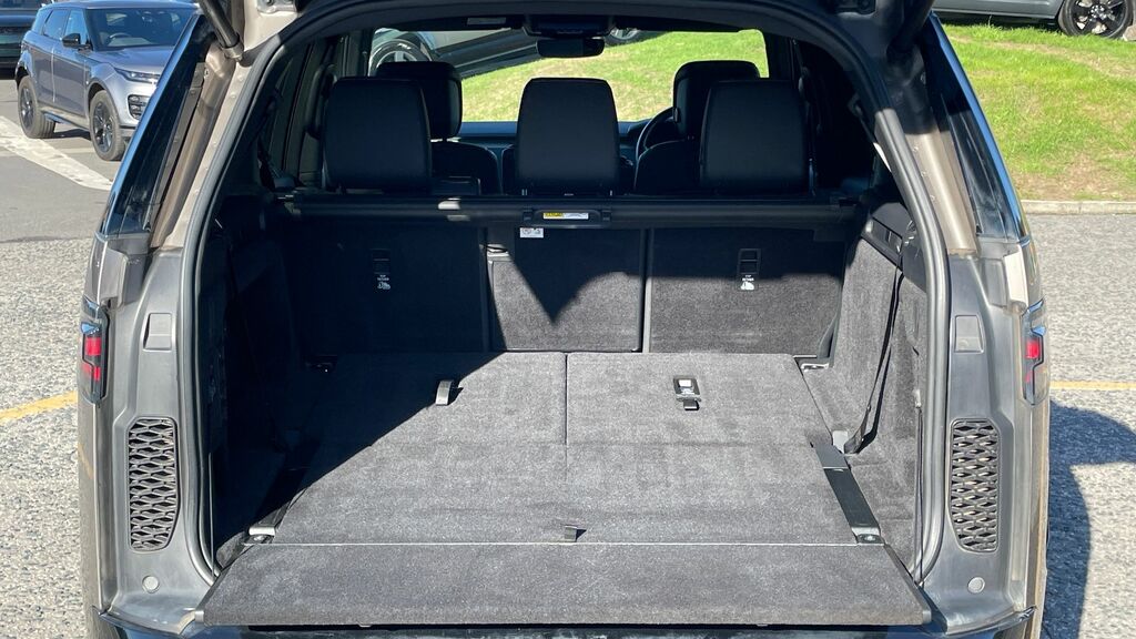 Land Rover Discovery 3L Hse Black #10