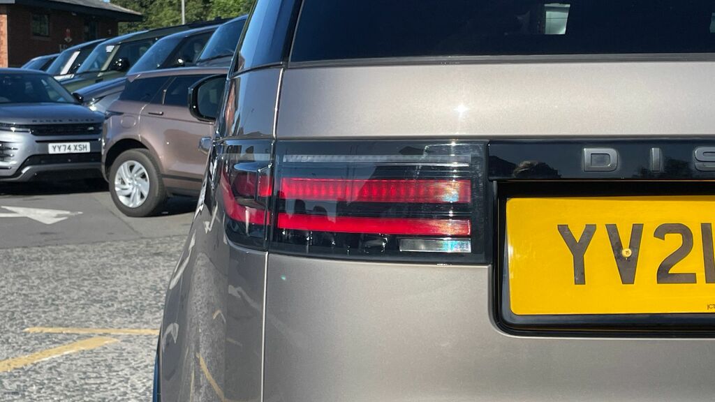 Land Rover Discovery 3L Hse Black #26