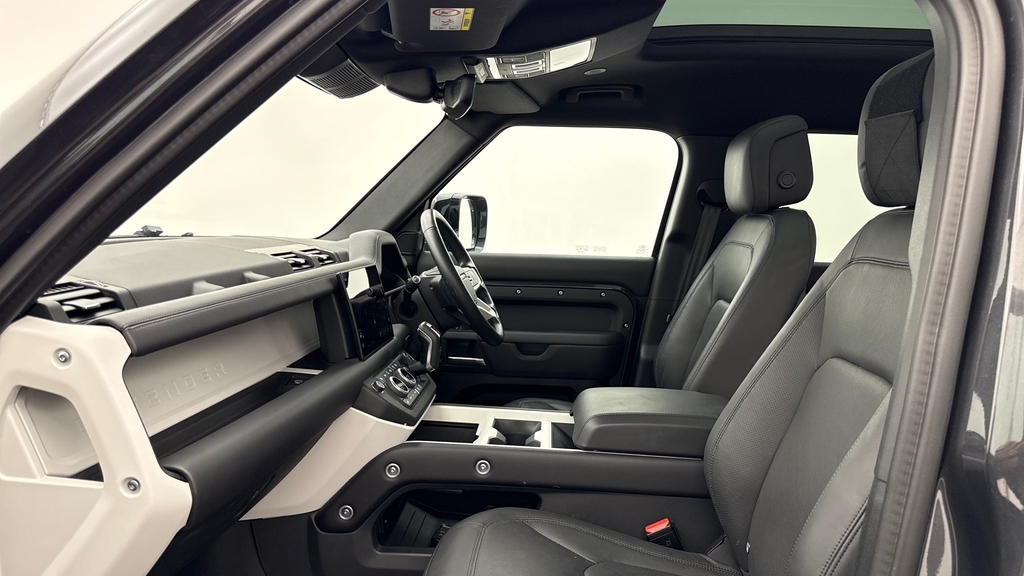 Land Rover Defender 130 D350 X-dynamic Hse Carpathian Grey Grey #3