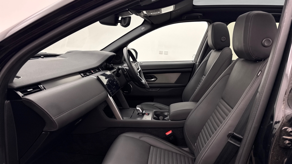 Land Rover Discovery Sport D200 Dynamic Hse Santorini Black Black #3
