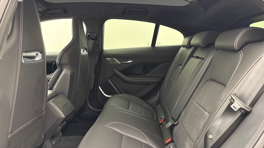 Jaguar I-Pace Ev400 400 Sport Santorini Black Black #4
