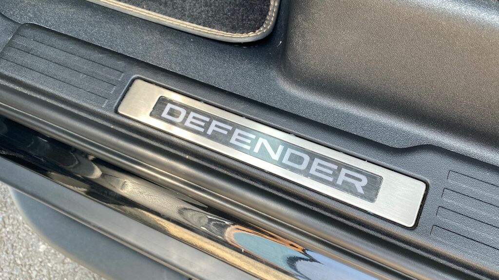 Land Rover Defender 90 3.0 D250 X-dynamic Hse Grey #46
