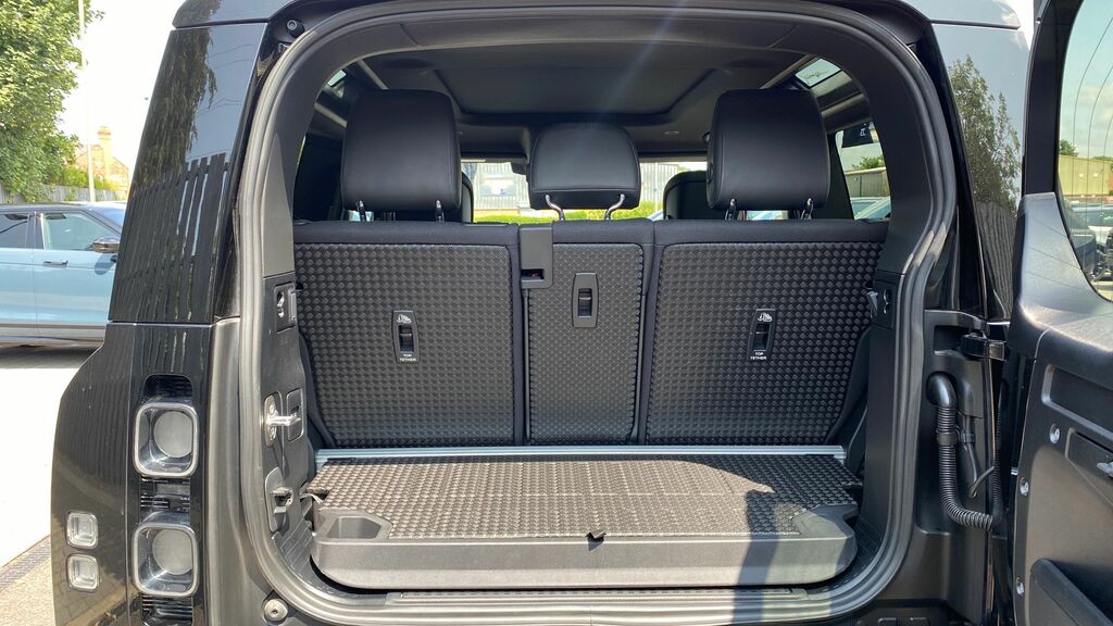 Land Rover Defender 90 3.0 D250 X-dynamic Hse Grey #10