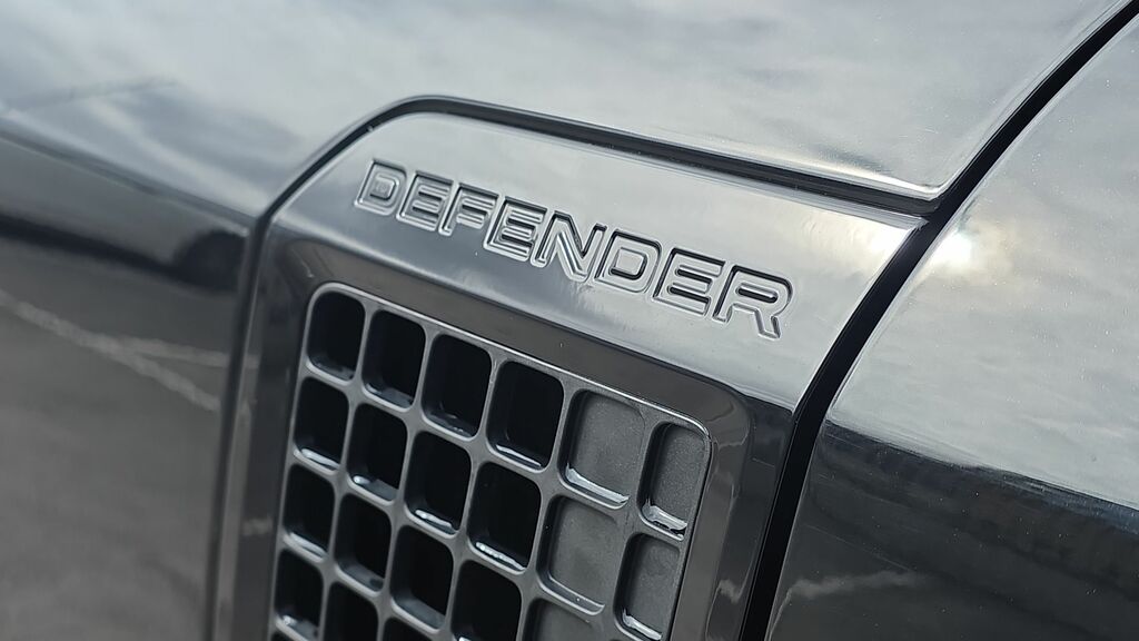 Land Rover Defender 90 Suv Black #25