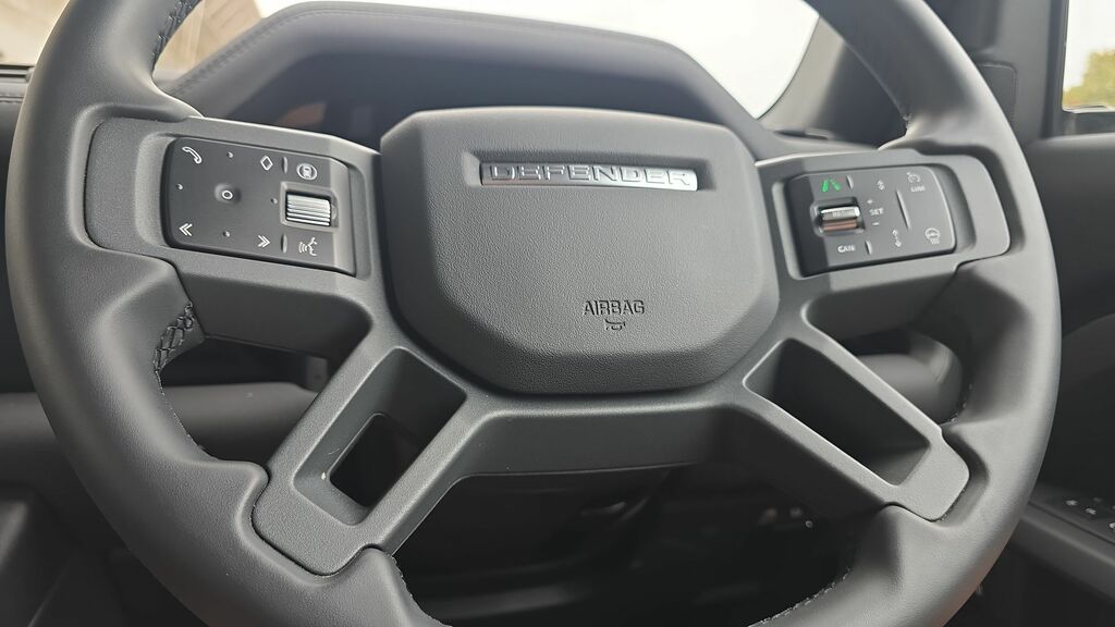 Land Rover Defender 90 Suv Black #36