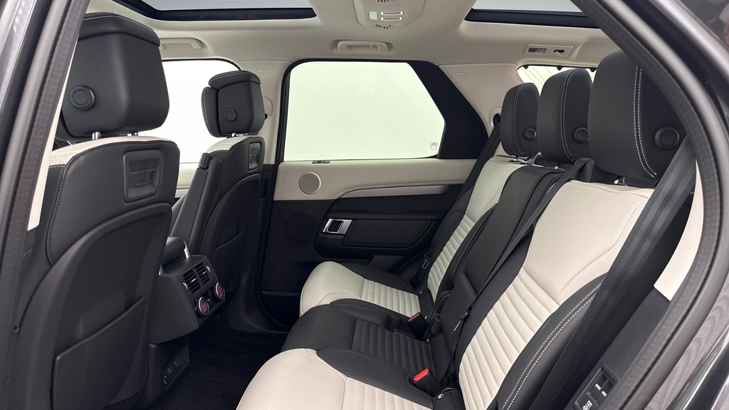 Land Rover Discovery D350 Tempest Carpathian Grey Grey #4