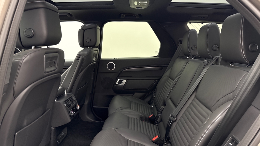 Land Rover Discovery D350 Metropolitan Edition Lantau Bronze Brown #4