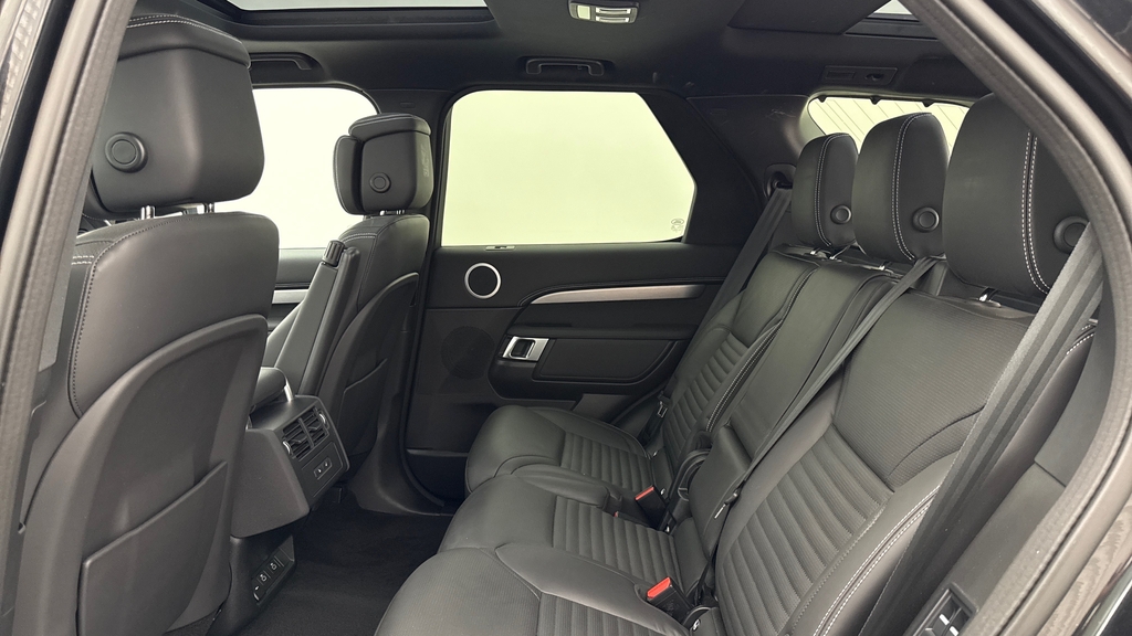Land Rover Discovery D350 Dynamic Hse Santorini Black Black #4