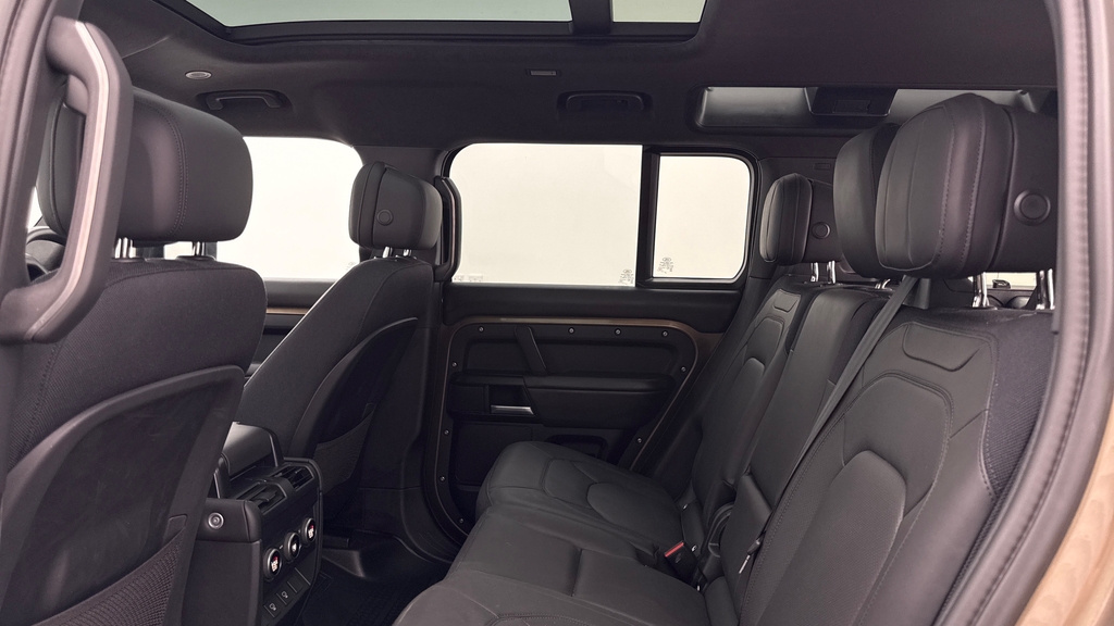 Land Rover Defender 110 D350 X Gondwana Stone #4