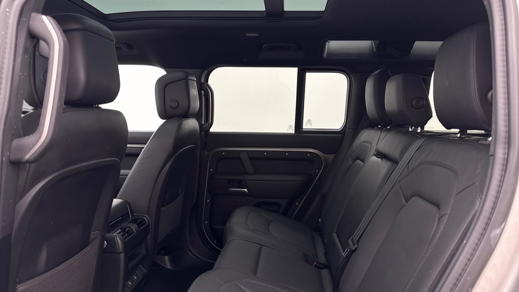 Land Rover Defender 110 D350 X-dynamic Hse Silicon Silver Silver #4