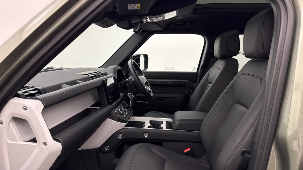 Land Rover Defender 110 D350 X-dynamic Hse Pangea Green Green #3