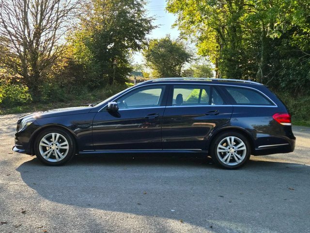 Mercedes-Benz E Class 2014 2.1 E220 Cdi Se Estate G-tronic E Blue #6