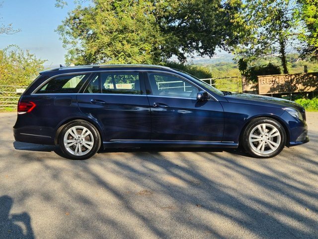 Mercedes-Benz E Class 2014 2.1 E220 Cdi Se Estate G-tronic E Blue #5