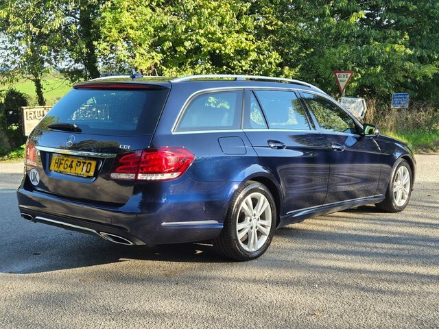 Mercedes-Benz E Class 2014 2.1 E220 Cdi Se Estate G-tronic E Blue #3
