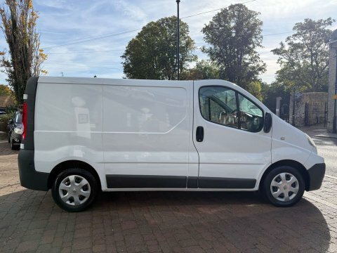 Renault Trafic 2.0 Trafic Sl27 White #4