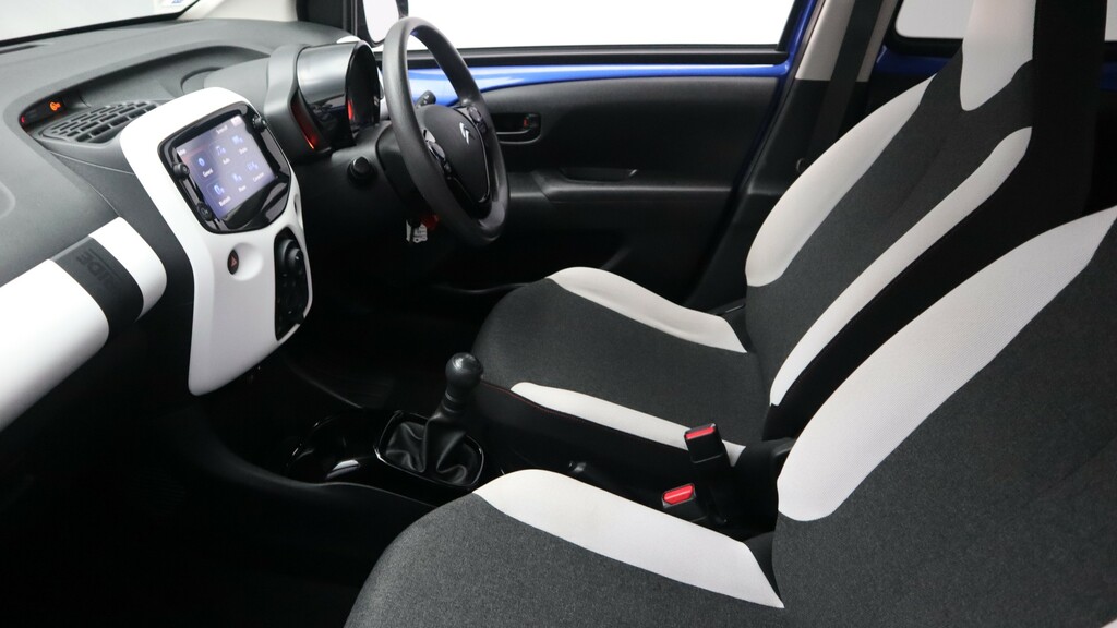 Citroen C1 C1 1.0 Vti 72 Flair White #9
