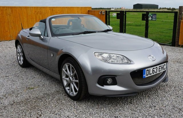 Mazda MX-5 Sport Tech Roadster Silver