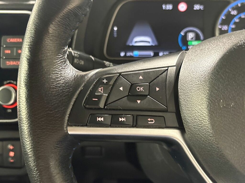 Nissan Leaf 110Kw N-connecta 40Kwh Grey #35