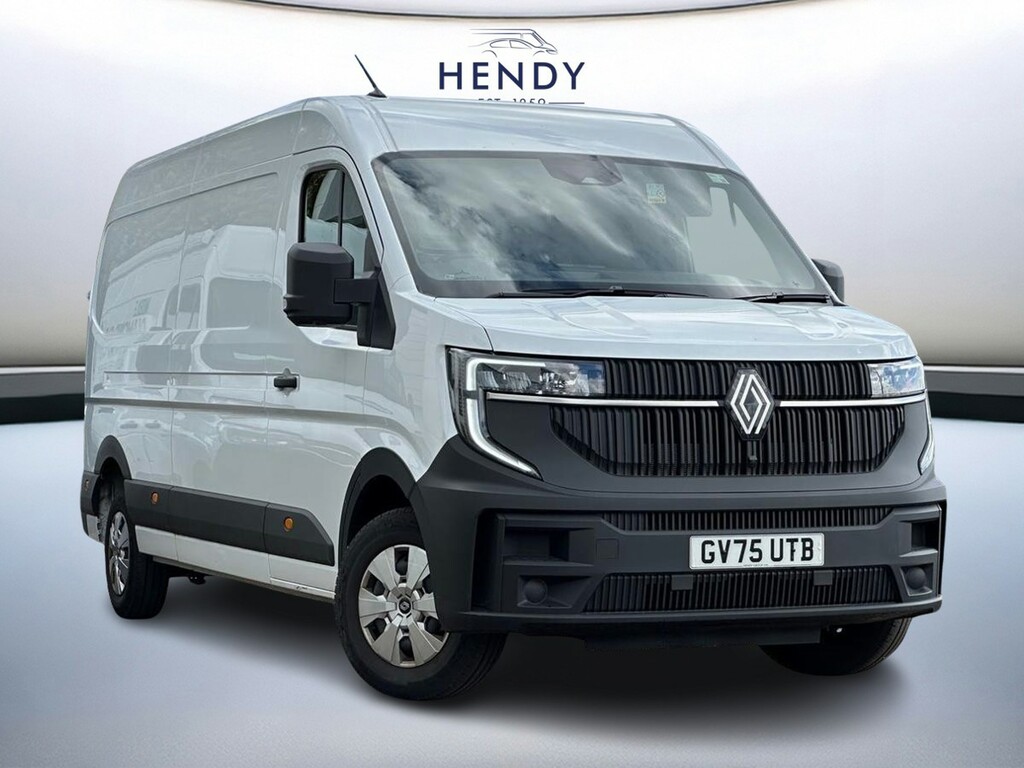 Renault Master Lm35 Blue Dci 130 Advance Medium Roof Van White