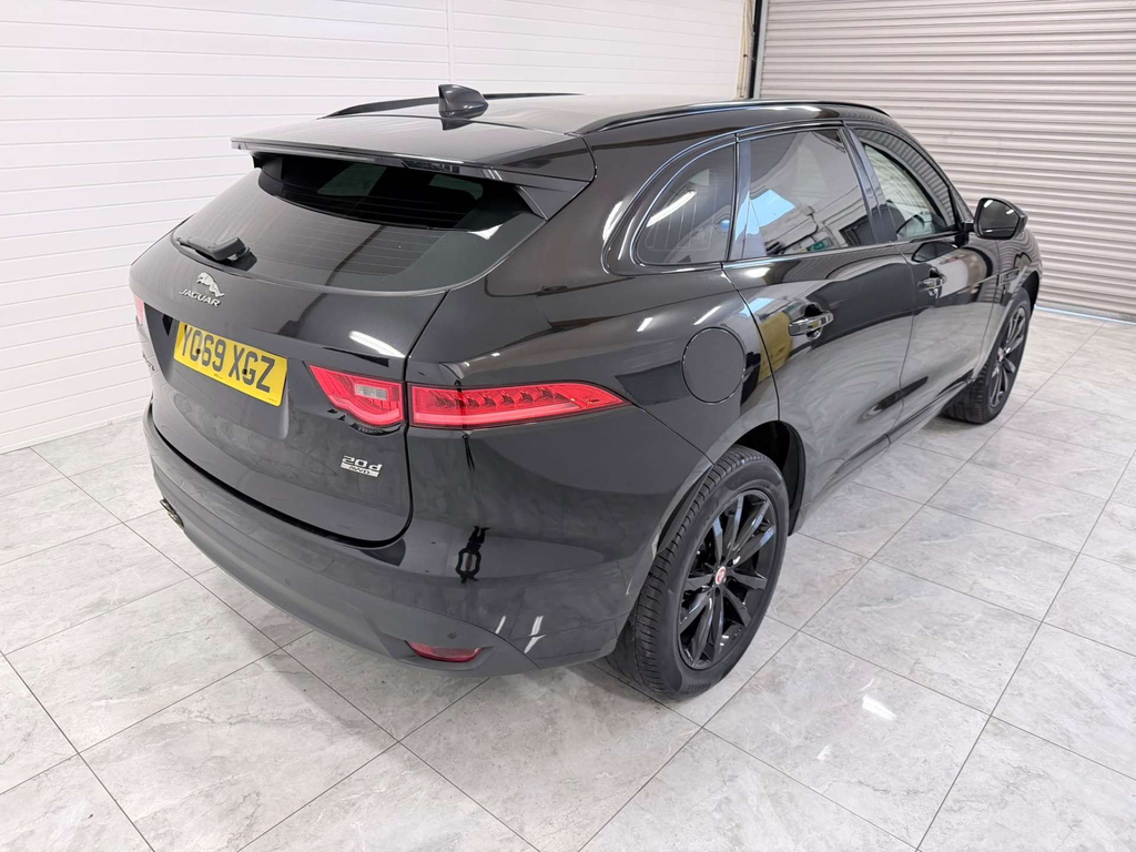 Jaguar F-Pace Chequered Flag Awd D 4Wd Black #6