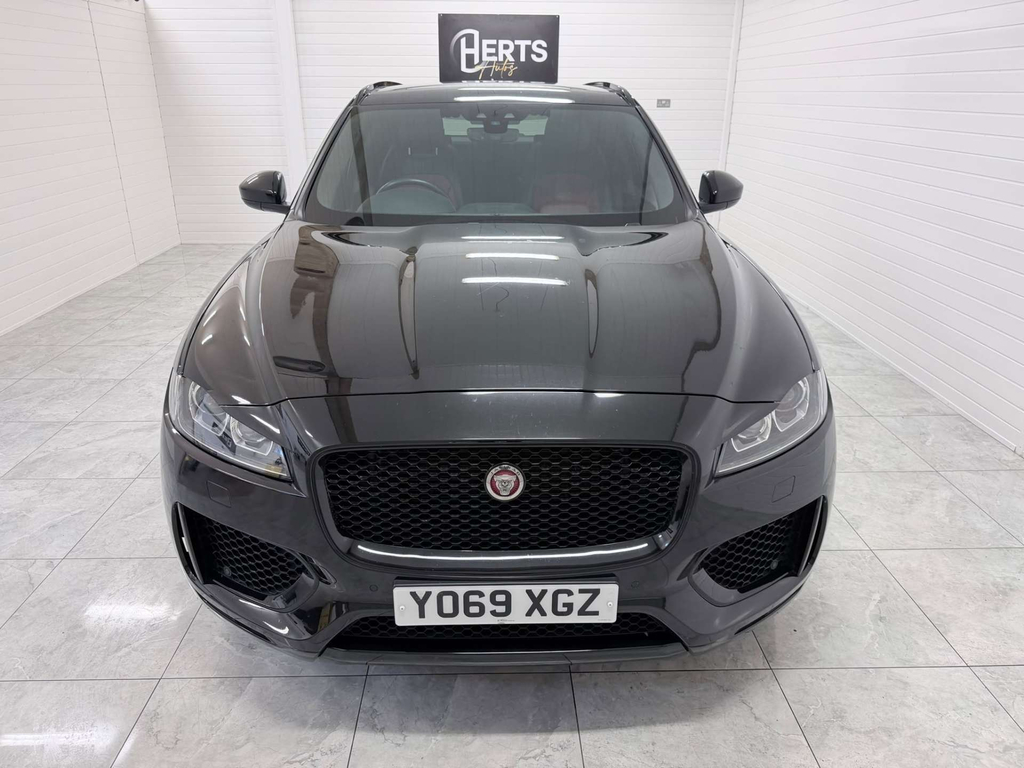 Jaguar F-Pace Chequered Flag Awd D 4Wd Black #2
