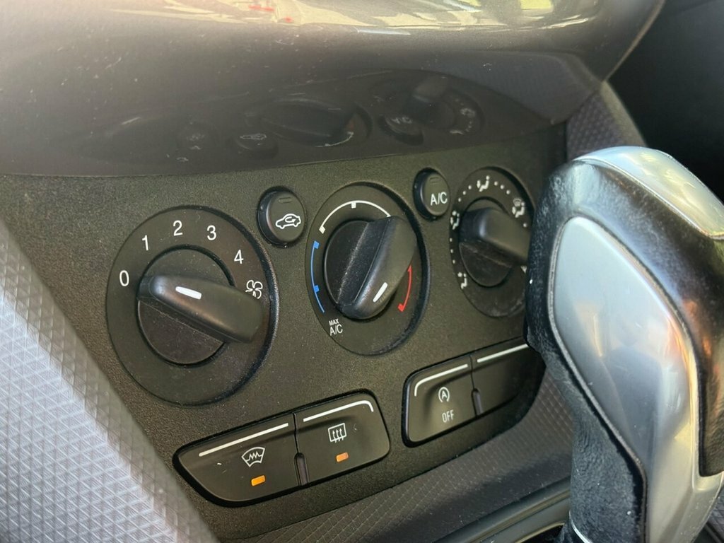 Ford Transit Connect Connect 1.5 240 Limited Pv 118 Bhp Grey #12