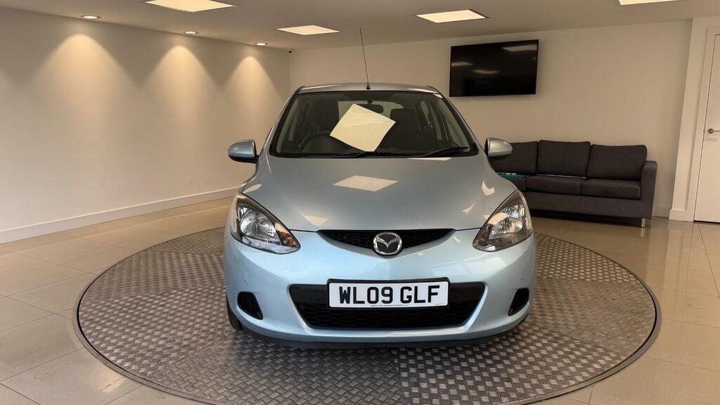Mazda 2 09 Mazda Mazda2 1.5 Sport Euro 4 White #22