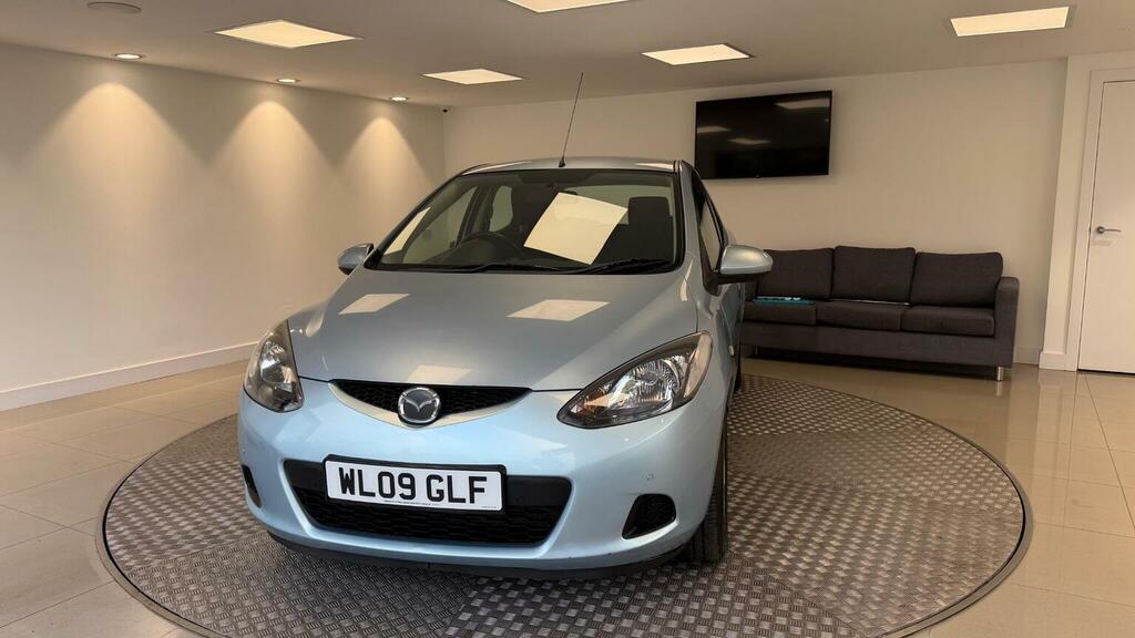 Mazda 2 09 Mazda Mazda2 1.5 Sport Euro 4 White #27