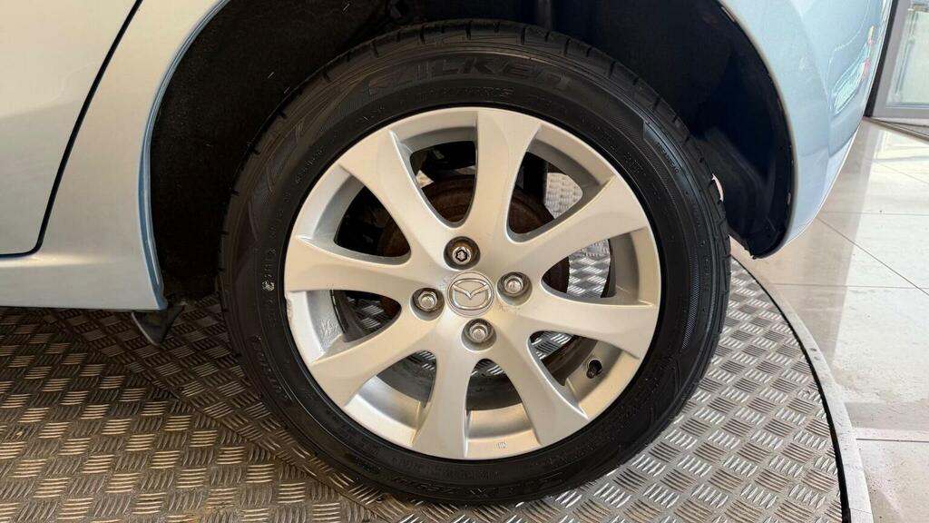 Mazda 2 09 Mazda Mazda2 1.5 Sport Euro 4 White #33