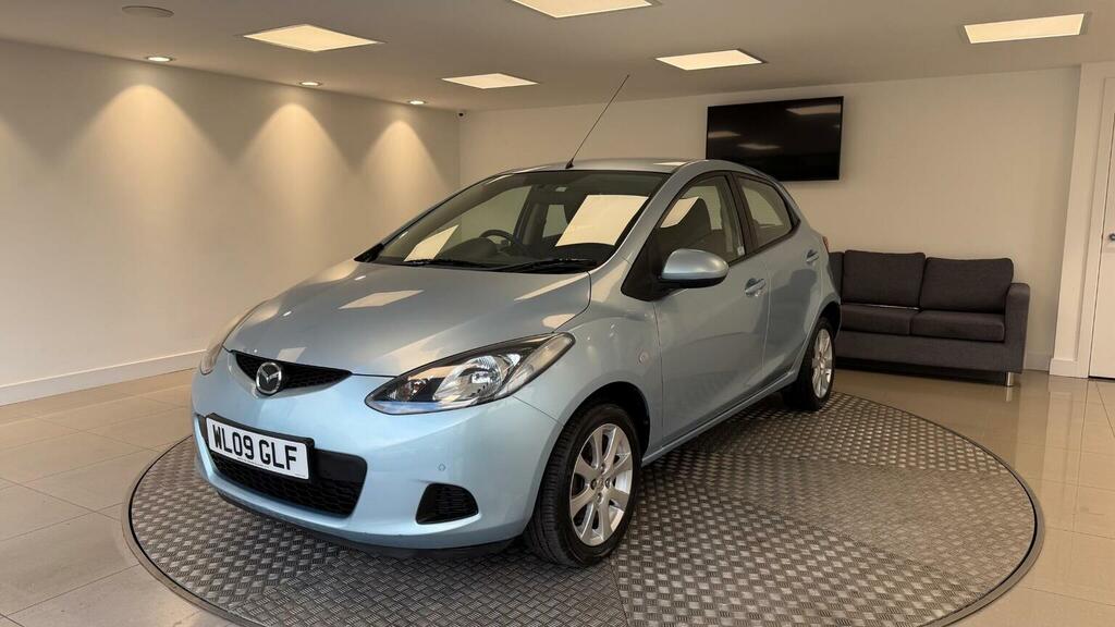 Mazda 2 09 Mazda Mazda2 1.5 Sport Euro 4 White #25