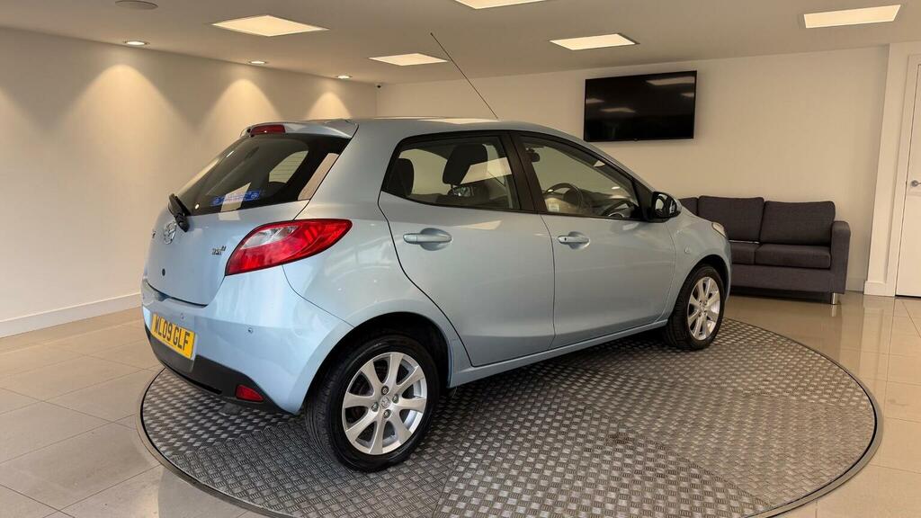 Mazda 2 09 Mazda Mazda2 1.5 Sport Euro 4 White #14