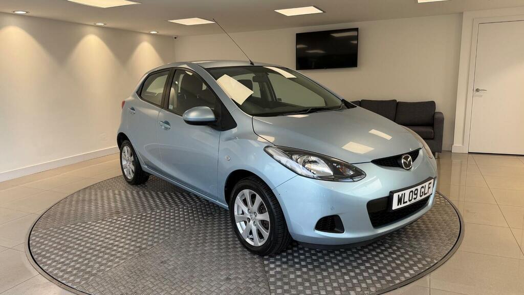 Mazda 2 09 Mazda Mazda2 1.5 Sport Euro 4 White #19