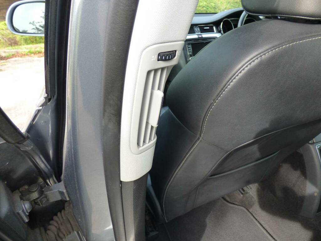 Skoda Superb 2.0 Elegance Tdi Cr 140 Bhp Grey #18