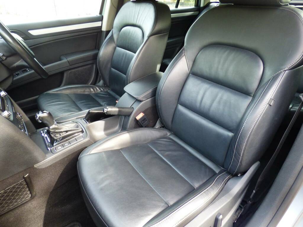 Skoda Superb 2.0 Elegance Tdi Cr 140 Bhp Grey #21
