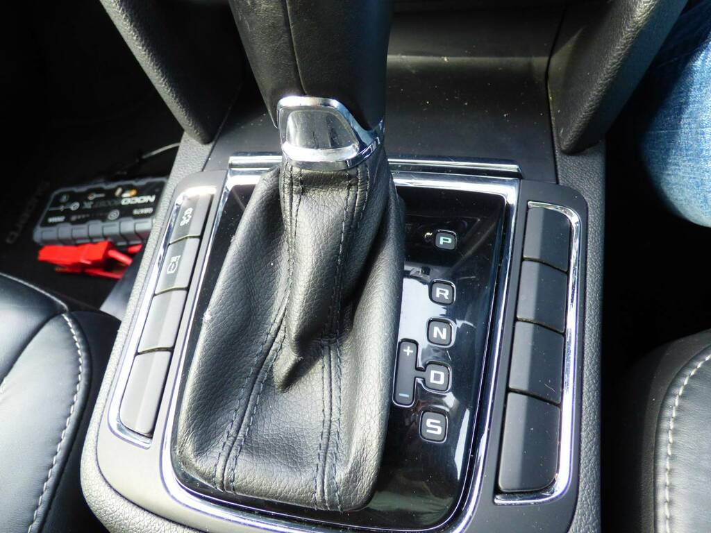 Skoda Superb 2.0 Elegance Tdi Cr 140 Bhp Grey #30