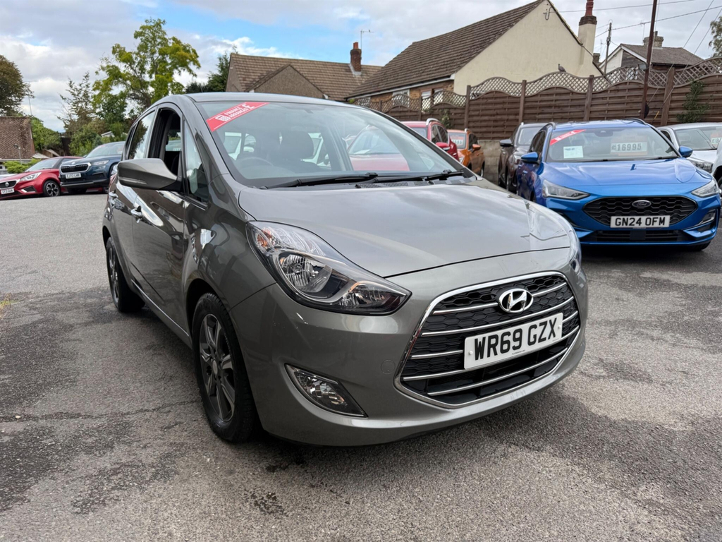 Hyundai Ix20 Hatchback Grey #3