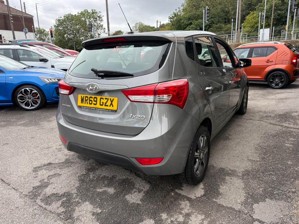 Hyundai Ix20 Hatchback Grey #6