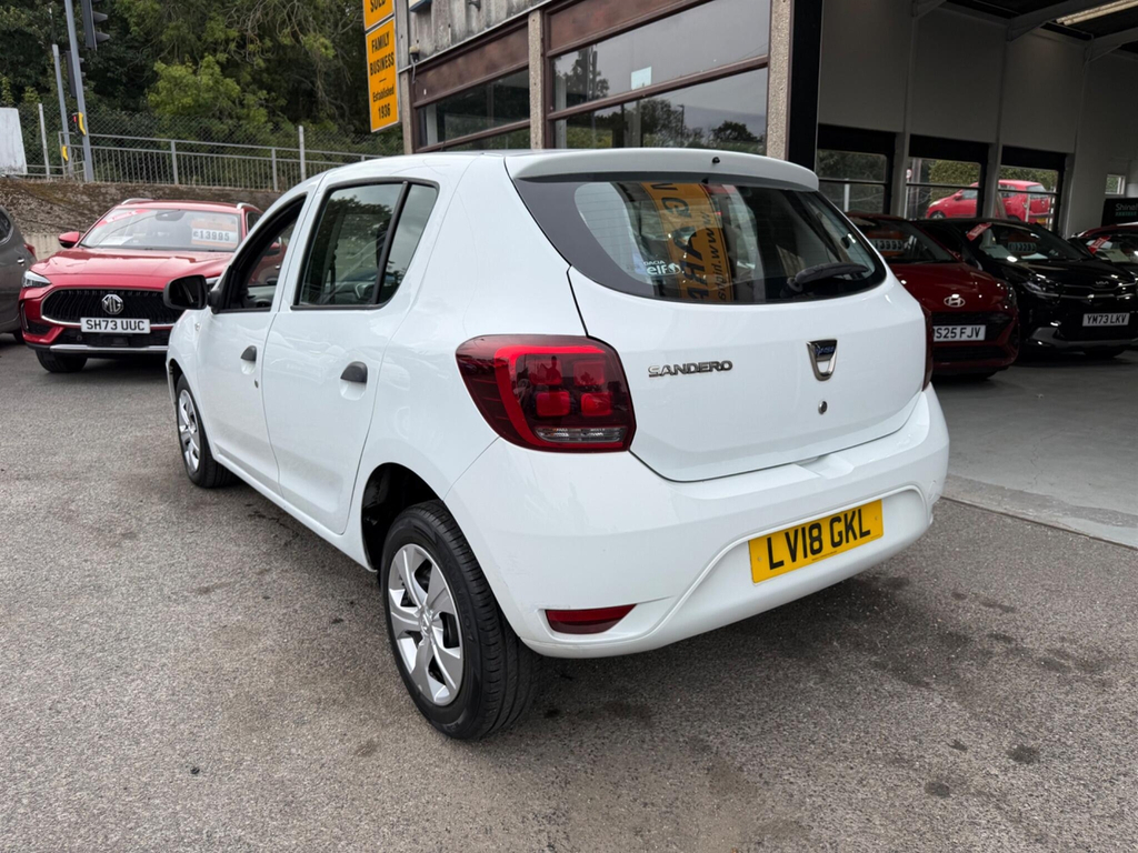 Dacia Sandero Hatchback White #6