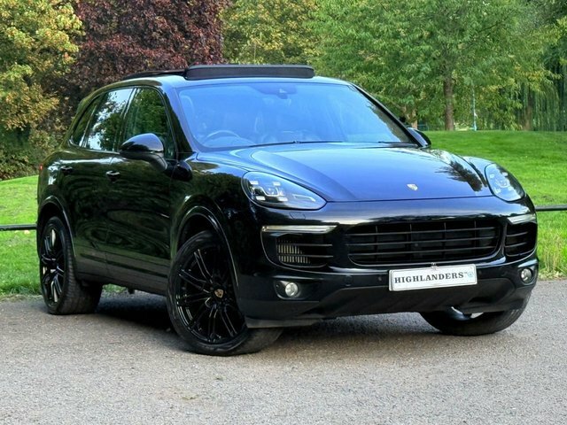 Porsche Cayenne 2017 3.0 Td V6 Platinum Edition Black Pack Panoram Black #2