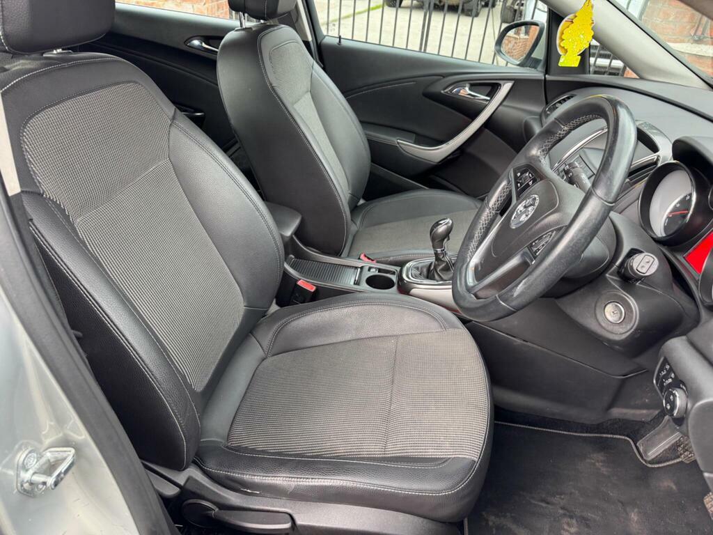 Vauxhall Astra Hatchback 1.6 16V Se Euro 5 201111 Silver #12