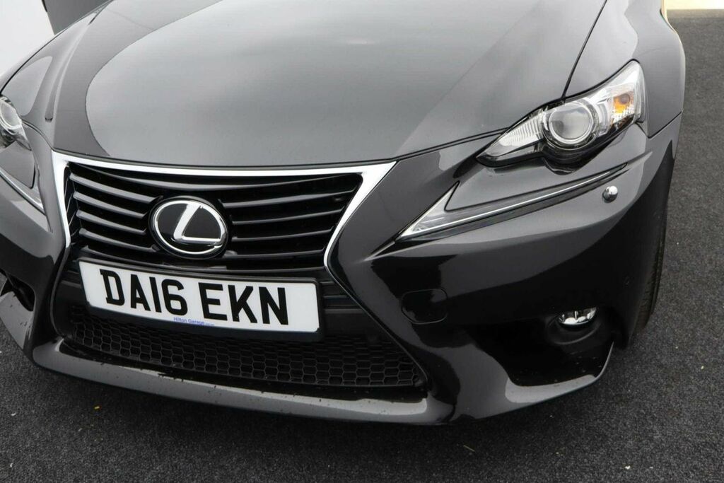 Lexus IS 200T F-sport Blue #30