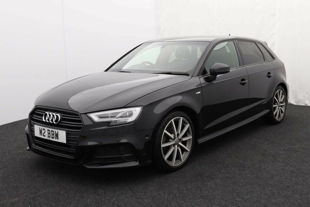 Audi A3 1.5 A3 Sportback Black Edition Tfsi Black #3
