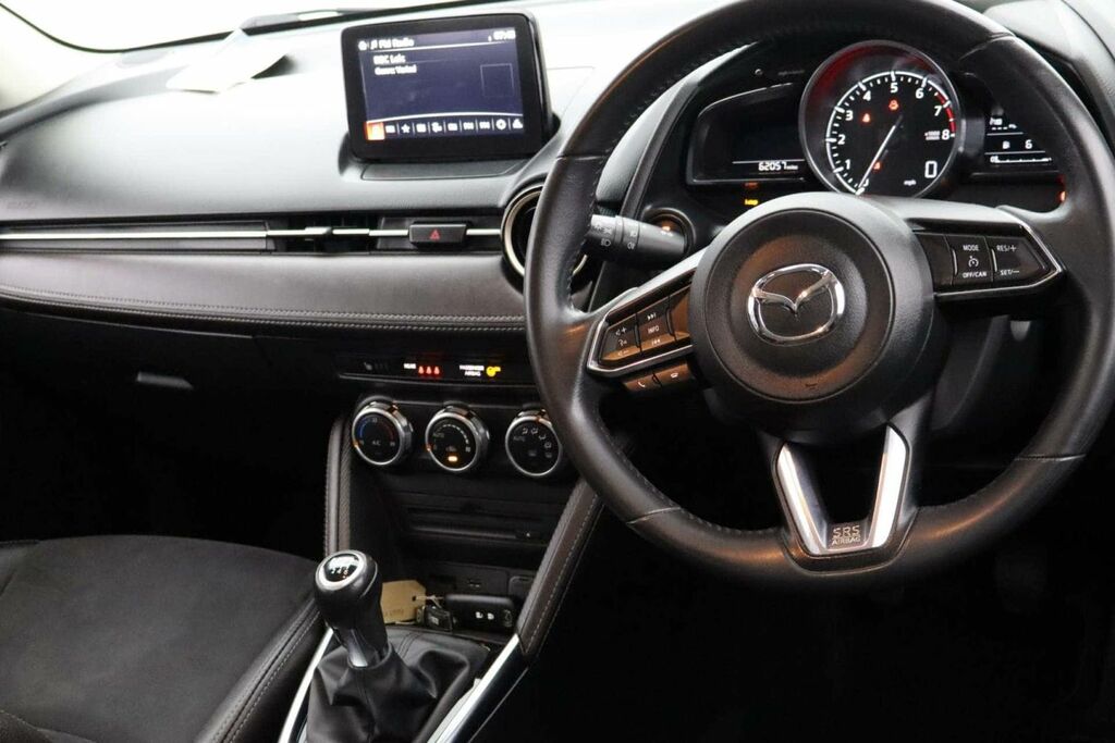 Mazda 2 1.5 Skyactiv-g Se Hatchback Euro White #25