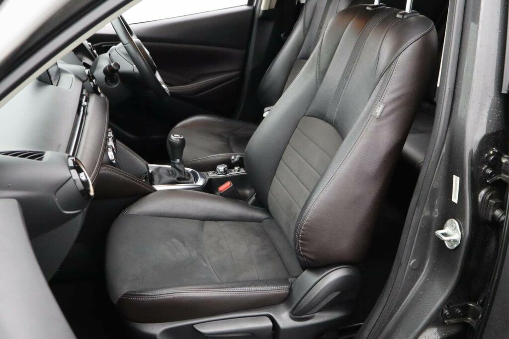 Mazda 2 1.5 Skyactiv-g Se Hatchback Euro White #32