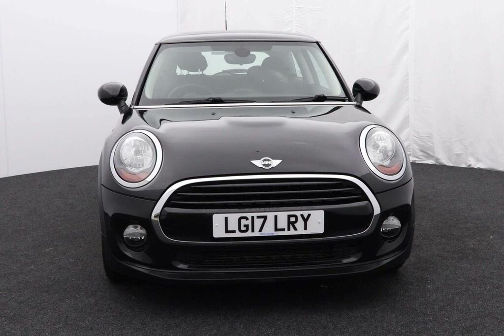 Mini Hatch 1.5 Cooper Black #2