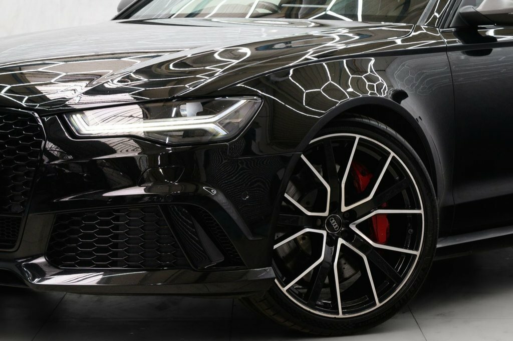 Audi RS6 Avant 4L Performance Black #5