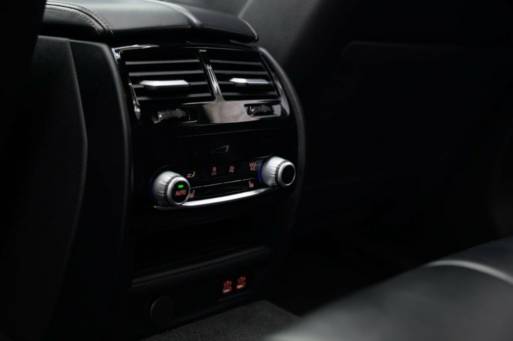 BMW 5 Series 530E M Sport Black #23