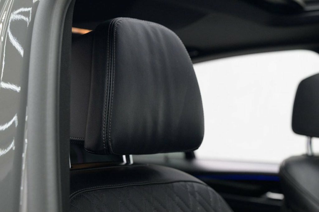 BMW 5 Series 530E M Sport Black #15