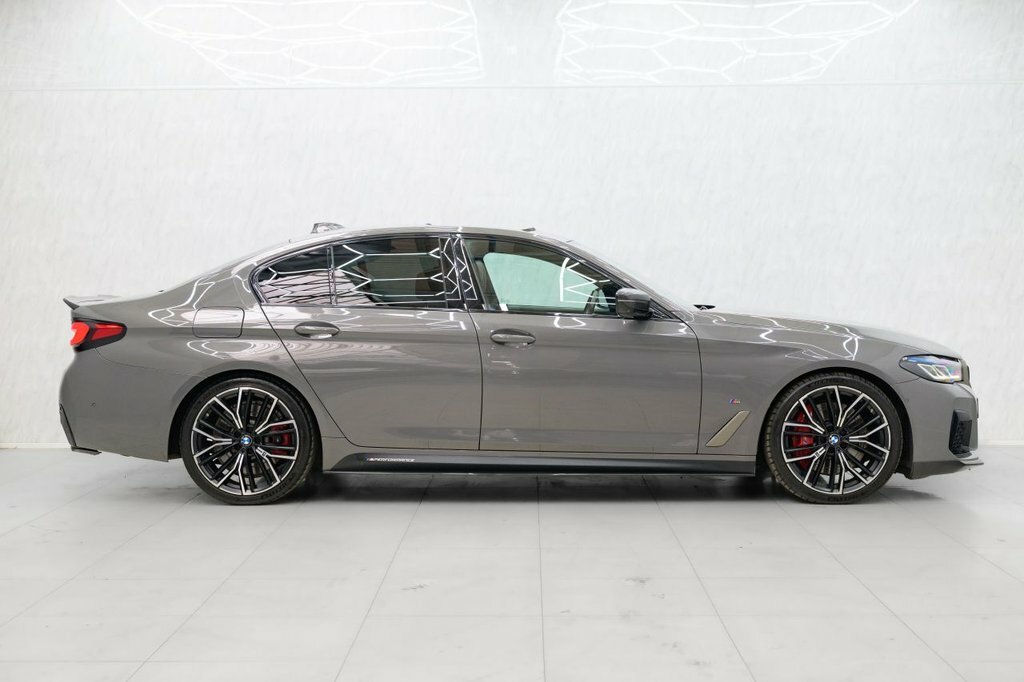 BMW 5 Series 530E M Sport Black #10