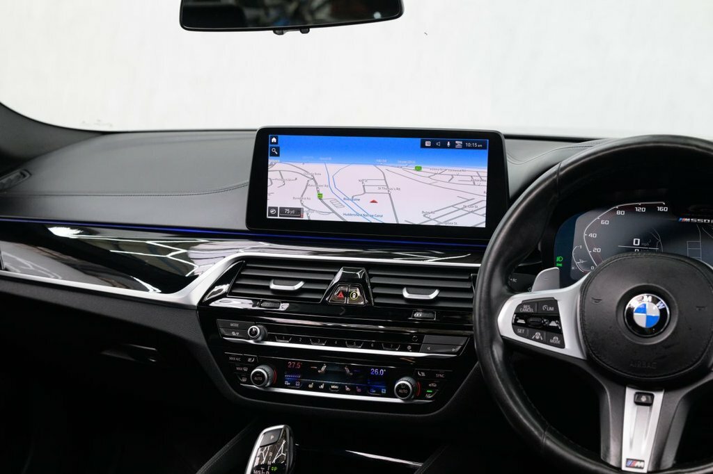 BMW 5 Series 530E M Sport Black #31